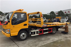 宁国哪里有拖车服务